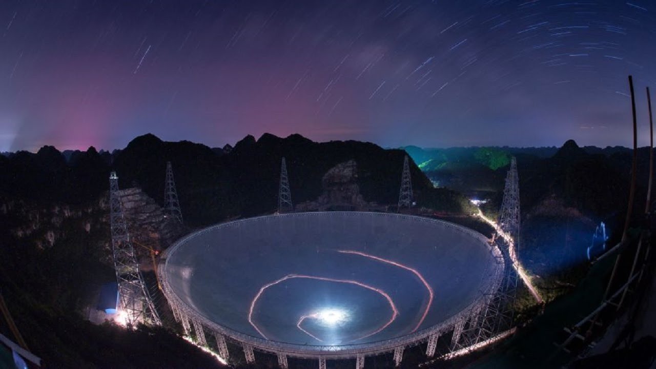 Китай построил самый большой телескоп в мире, но в стране нет специалистов, способных им управлять - 1