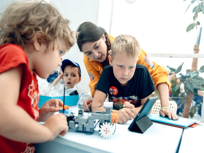 Китайские Jimu — первые SWIFT-friendly роботы - 2 Китайские Jimu — первые SWIFT-friendly роботы - 2