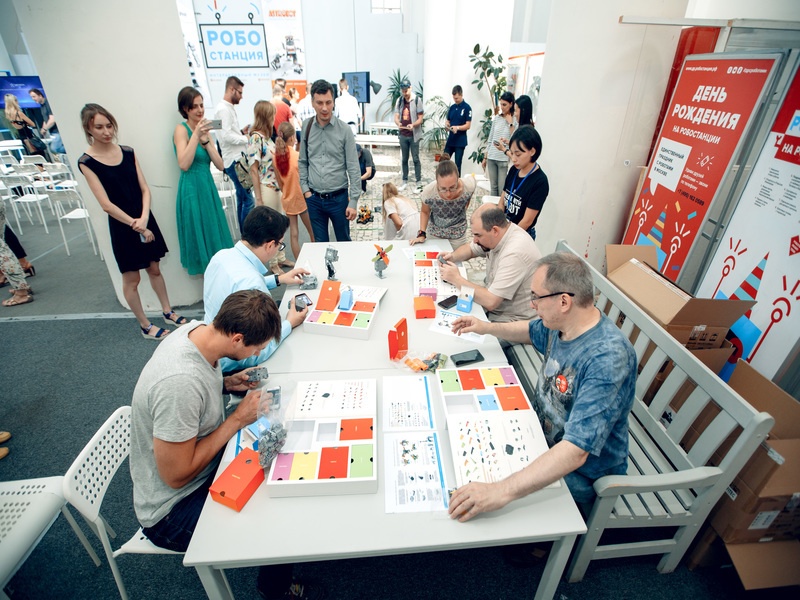 Китайские Jimu — первые SWIFT-friendly роботы - 4 Китайские Jimu — первые SWIFT-friendly роботы - 4