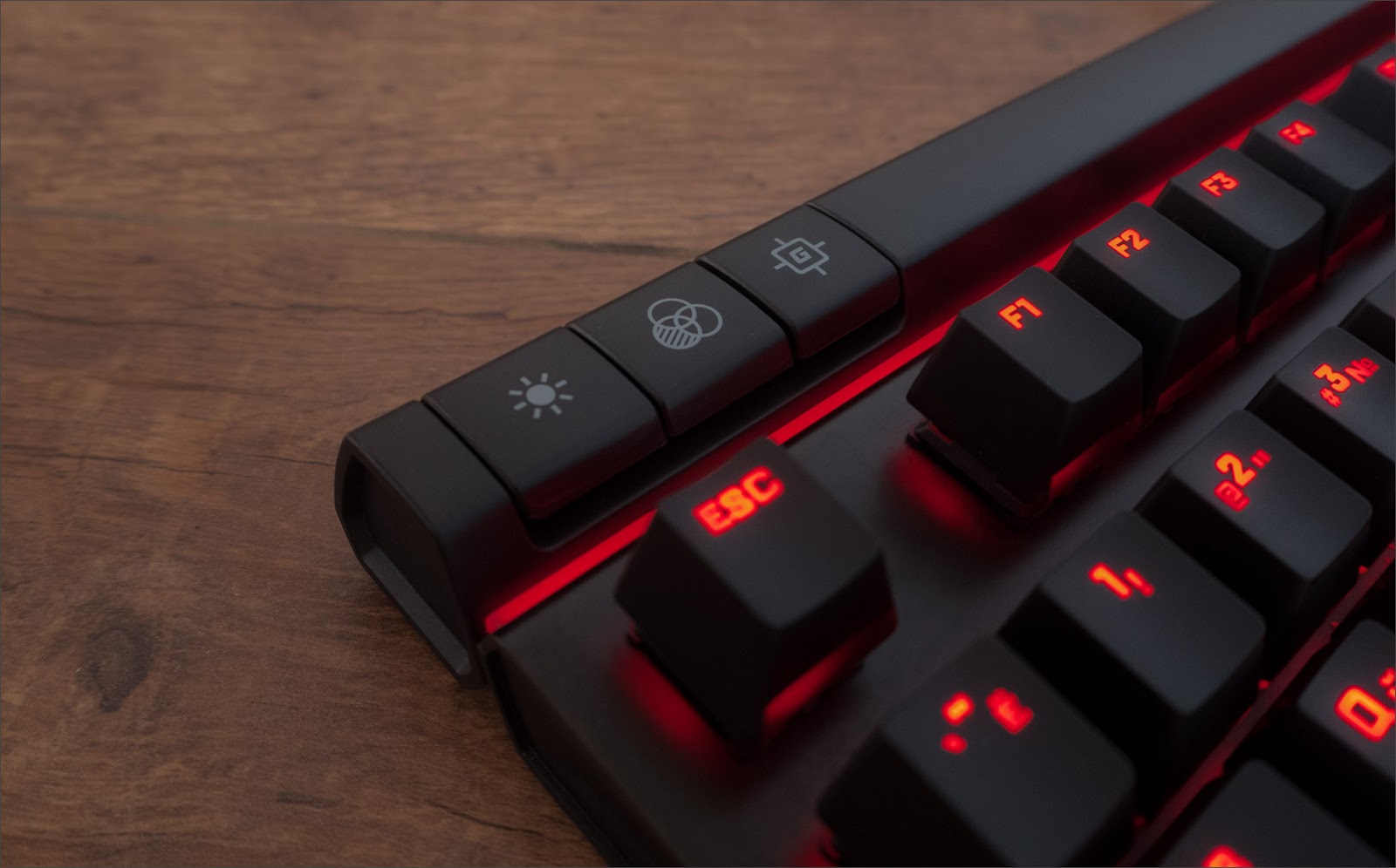 HyperX Alloy Elite — железная заявка на победу - 5