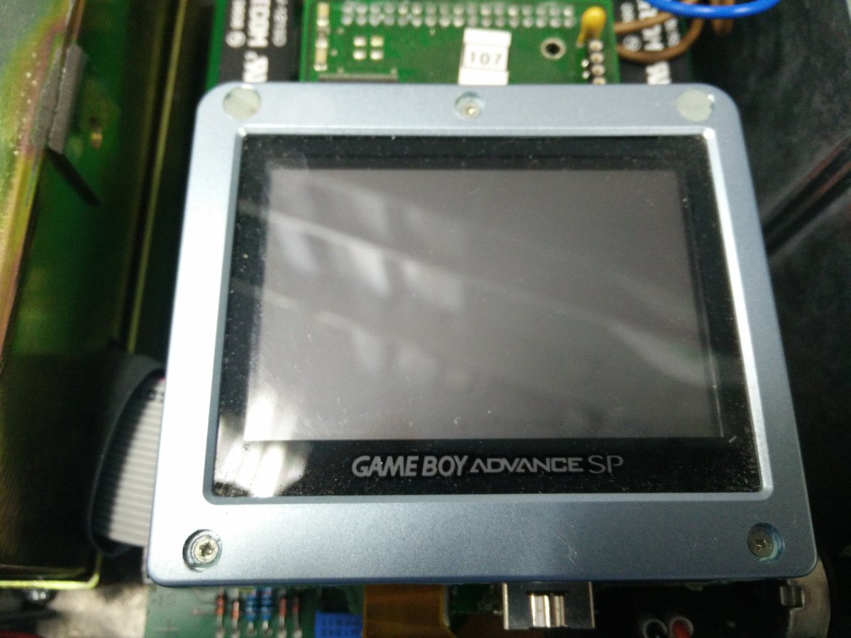 ЭКГ-аппарат «ECG Trigger Unit» работает на основе Game Boy Advance - 1 ЭКГ-аппарат «ECG Trigger Unit» работает на основе Game Boy Advance - 1