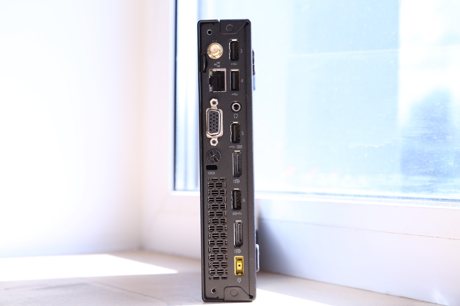 Lenovo ThinkCentre M715q Tiny: волчонок в овечьей шкуре - 15 Lenovo ThinkCentre M715q Tiny: волчонок в овечьей шкуре - 15