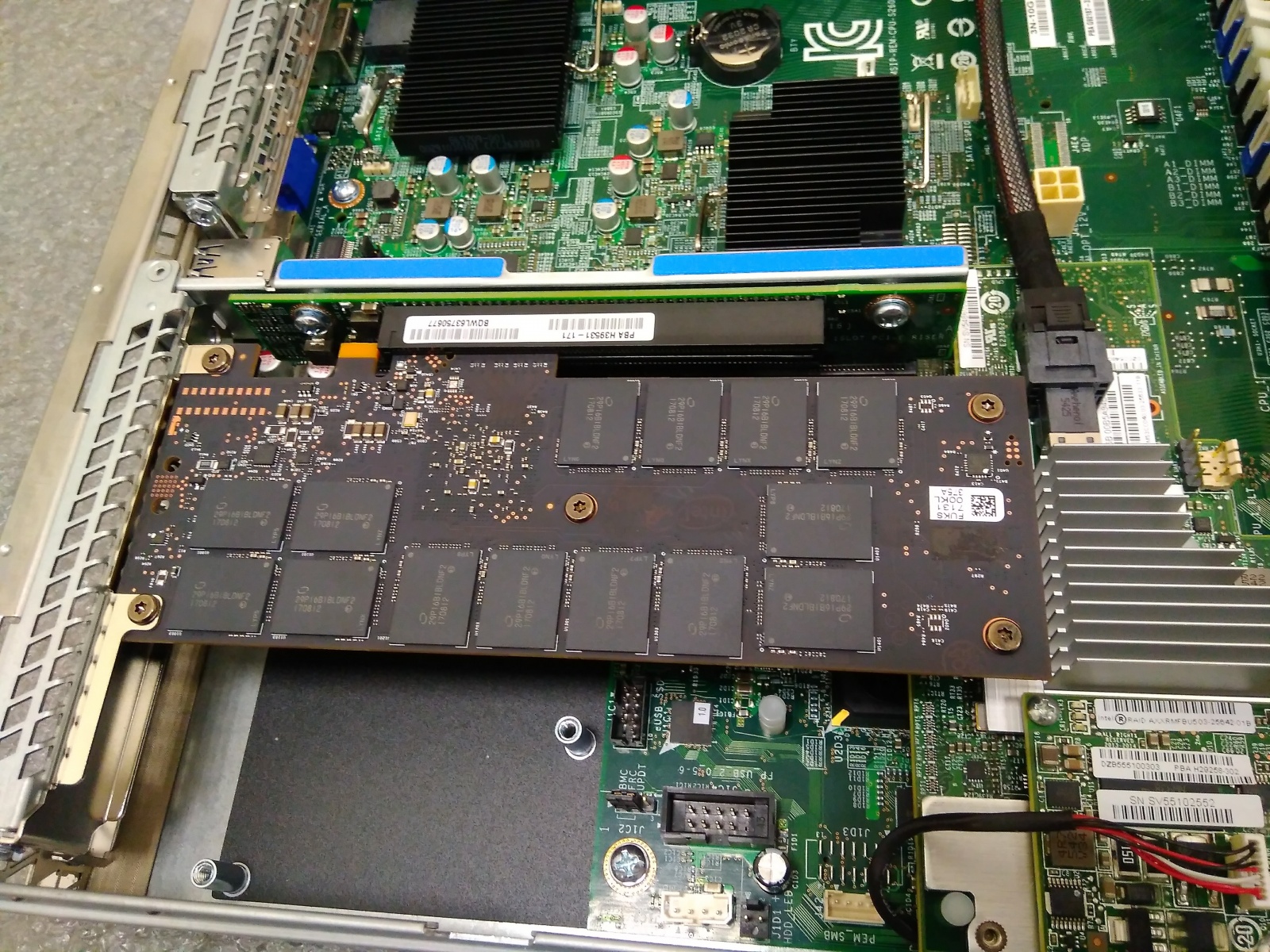 Покупка современного сервера Intel c NVMe P4800X - 26