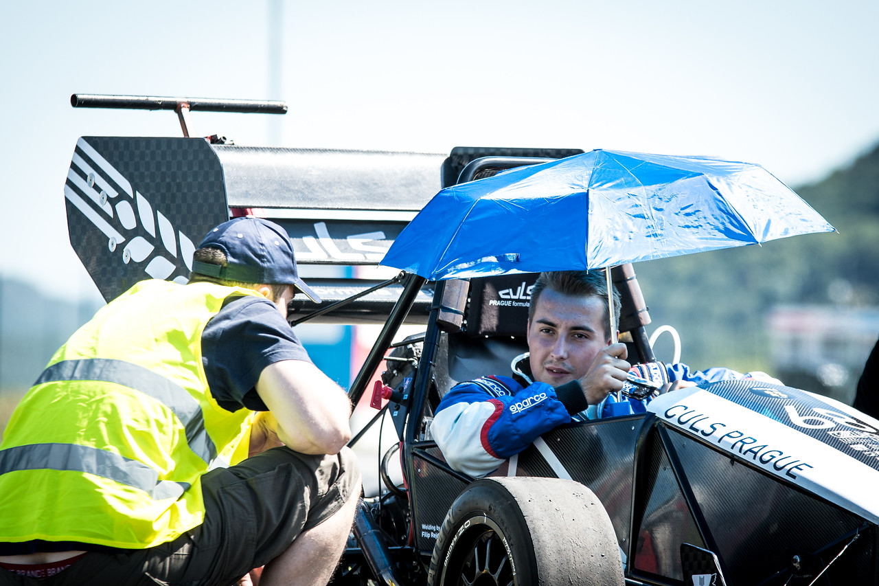 Галопом по Европе: путешествие «Формулы Студент» из Чехии в Москву - 33 Галопом по Европе: путешествие «Формулы Студент» из Чехии в Москву - 33