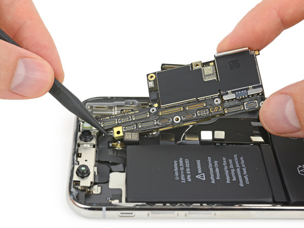 iPhone X заработал у iFixit шесть баллов