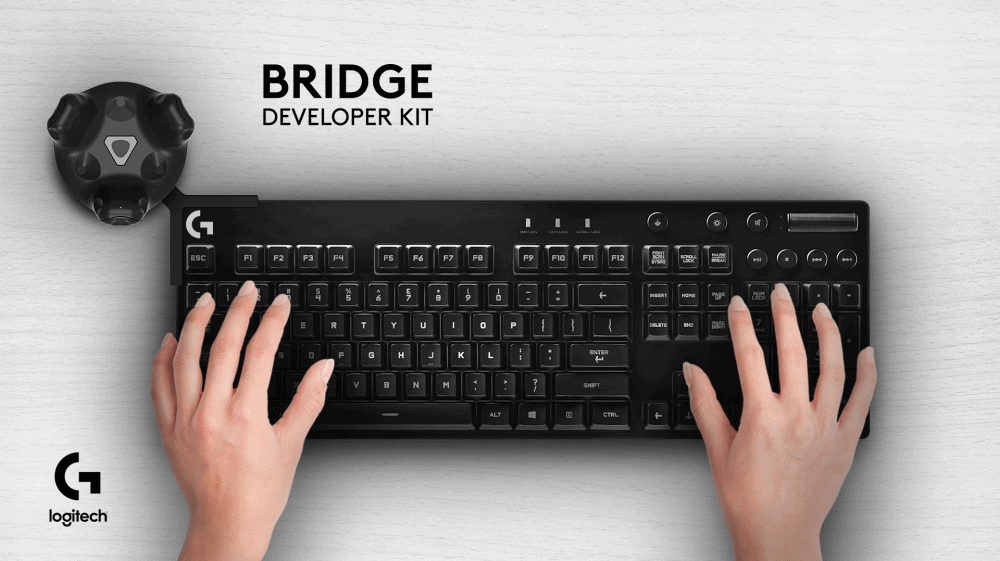 Logitech представила клавиатуру и ПО Bridge для виртуальной реальности