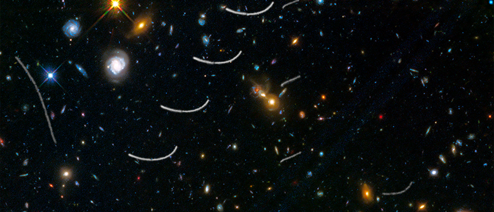 Несколько астероидов сделали «фотобомбу» для Hubble, помешав сфотографировать удаленные галактики - 1