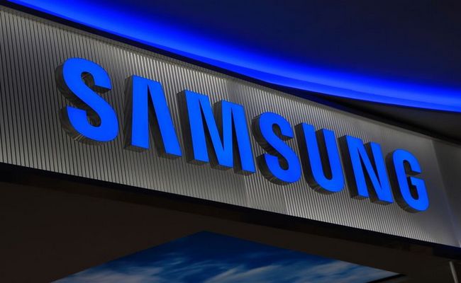 Samsung готовит мобильное устройство под названием Couphone