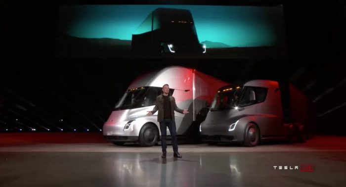 Грузовик Tesla Semi сможет разгоняться до 96 км/ч за 5 с, а его запас хода составит 800 км