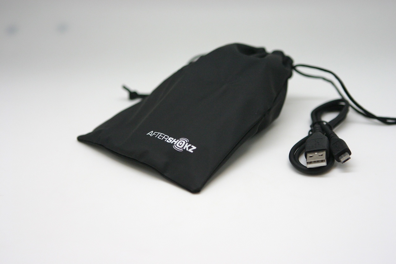 Проводные наушники, которые нужно заряжать: Aftershokz Sportz Titanium - 8 Проводные наушники, которые нужно заряжать: Aftershokz Sportz Titanium - 8