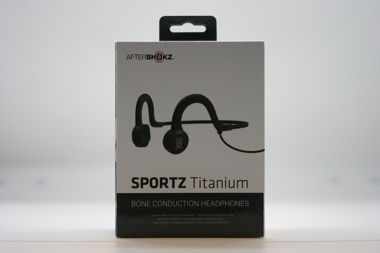 Проводные наушники, которые нужно заряжать: Aftershokz Sportz Titanium - 1