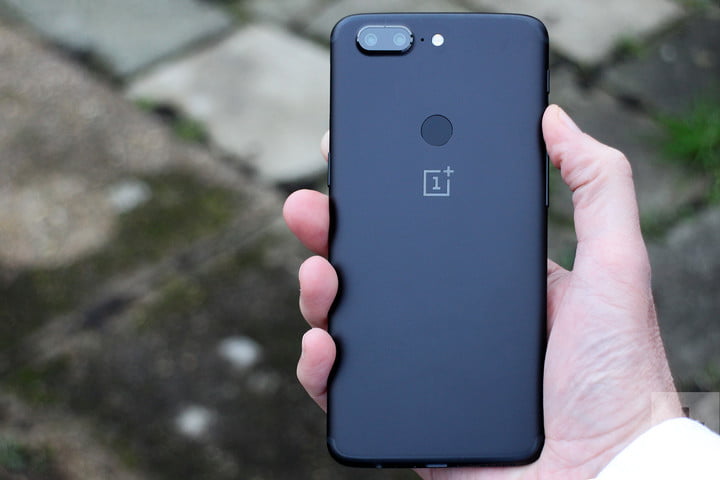 Работа камеры OnePlus 5T будет улучшена при помощи обновления ПО