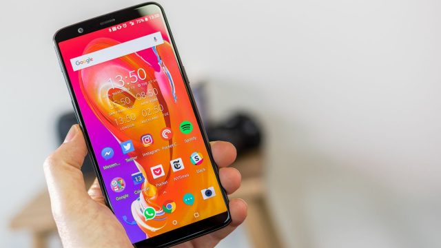 OnePlus 5T стал самым быстро продаваемым смартфоном компании