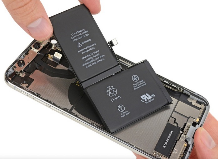 Преемнику iPhone X приписывают более емкий аккумулятор