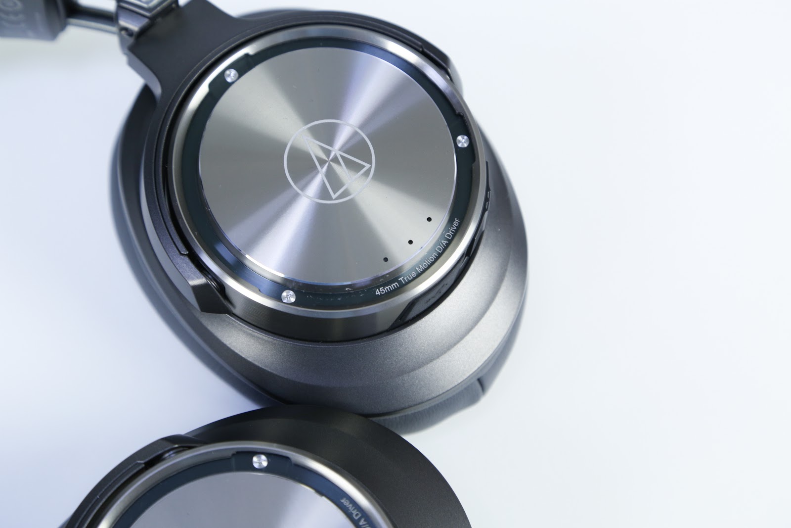 Короли без проводов: Audio-Technica ATH-DSR7BT и ATH-DSR9BT - 10 Короли без проводов: Audio-Technica ATH-DSR7BT и ATH-DSR9BT - 10