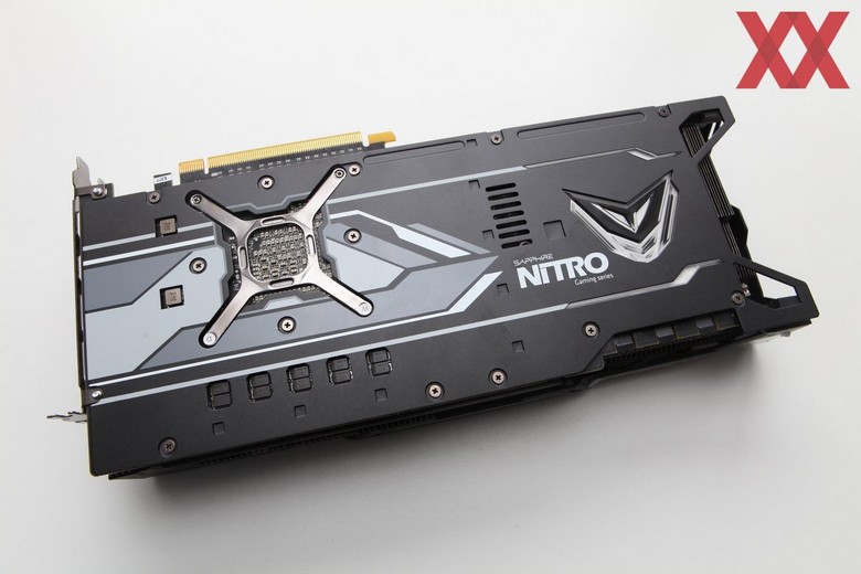 Видеокарта Sapphire Nitro+ Radeon RX Vega64 разгоняется до 1740 МГц для GPU