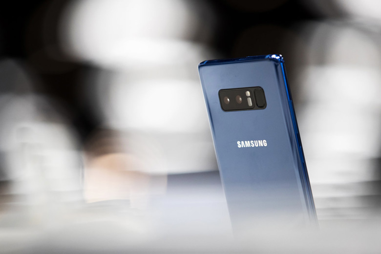 Китайский суд счел, что Samsung нарушает патент Huawei и предписал прекратить продажи всех устройств, в которых есть нарушение