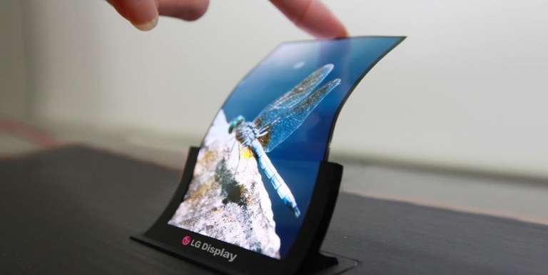 Оснастив новые модели экранами OLED, Sony рассчитывает укрепить позиции на мировом рынке смартфонов