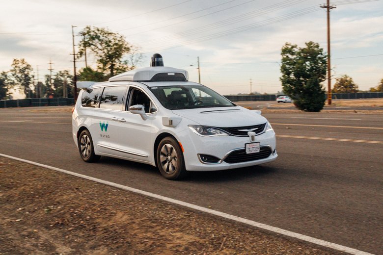 Беспилотные авто Waymo являются самыми самостоятельными 