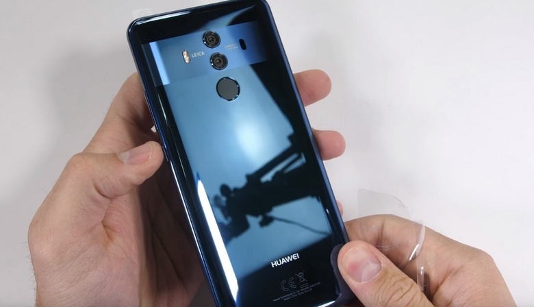 JerryRigEverything испытал на прочность Huawei Mate 10 Pro