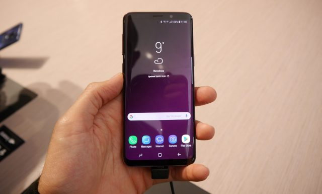 Смартфон Samsung Galaxy S9+ уже получил первую награду