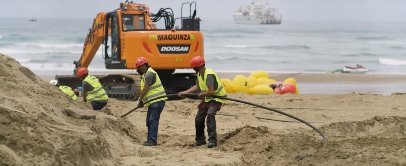 Как порыв ветра положил начало одной из крупнейших телеком-строек века - 21 Как порыв ветра положил начало одной из крупнейших телеком-строек века - 21