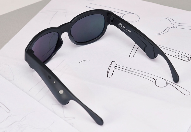 Хотя прототип выполнен в виде очков, Bose AR можно встраивать и в другие изделия