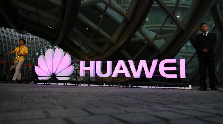 Первый гибкий смартфон выпустит компания Huawei, и случится это уже в конце текущего года - 1