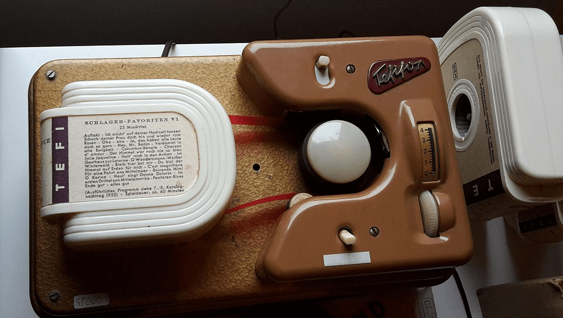 «Между винилом и кассетой»: история тефифона - 4 «Между винилом и кассетой»: история тефифона - 4