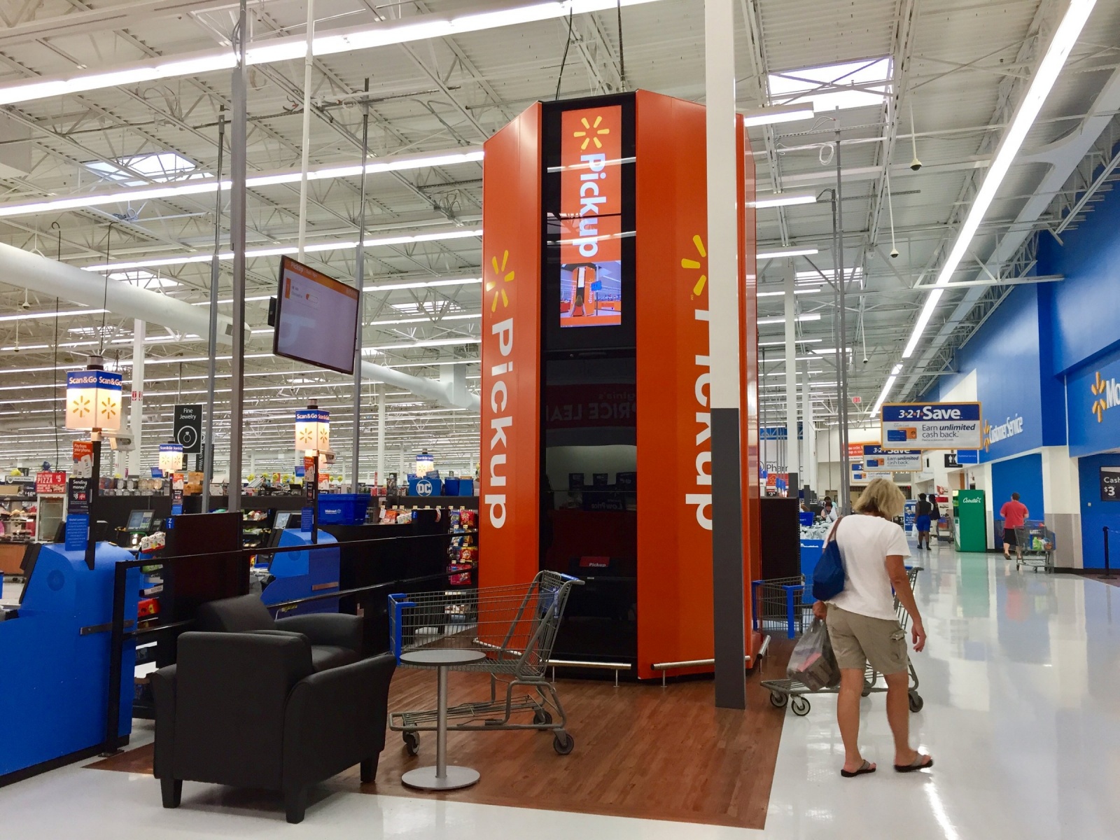 Walmart будет устанавливать в супермаркетах автоматы для выдачи онлайн-покупок - 6