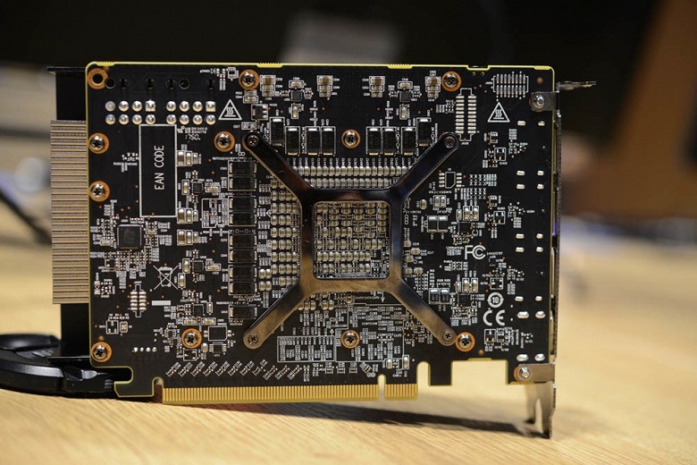 PowerColor показала видеокарту Radeon RX Vega Nano - 2