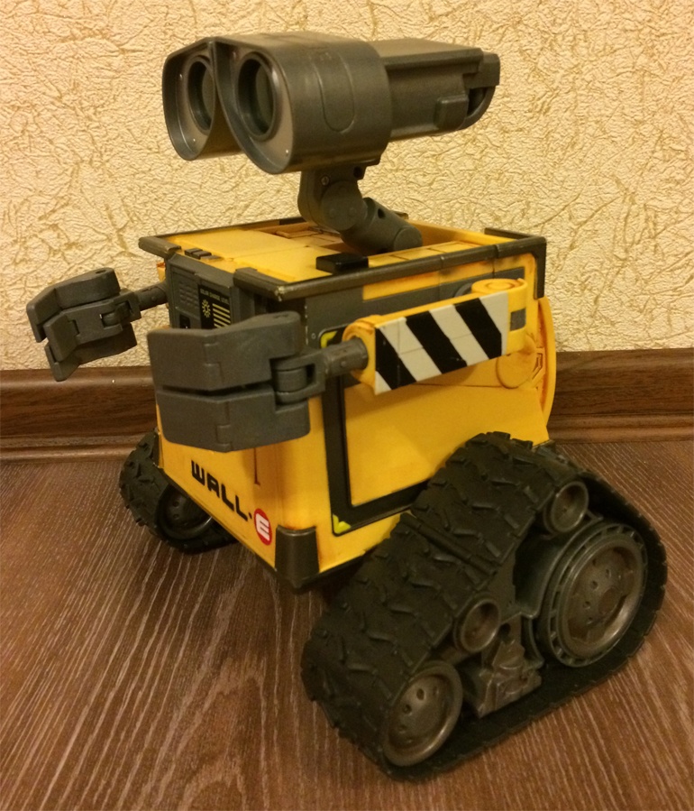 WALL-E на базе Arduino UNO c управлением по Bluetooth - 2