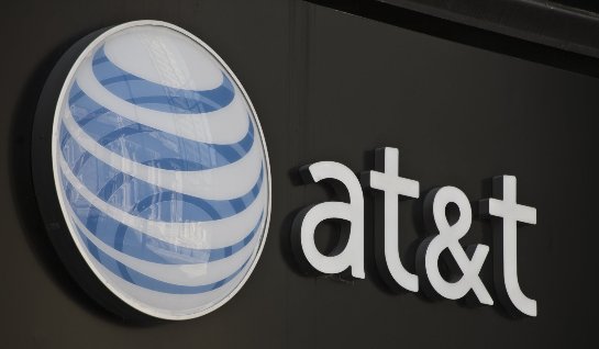 AT & T подала в суд за кражу новостей
