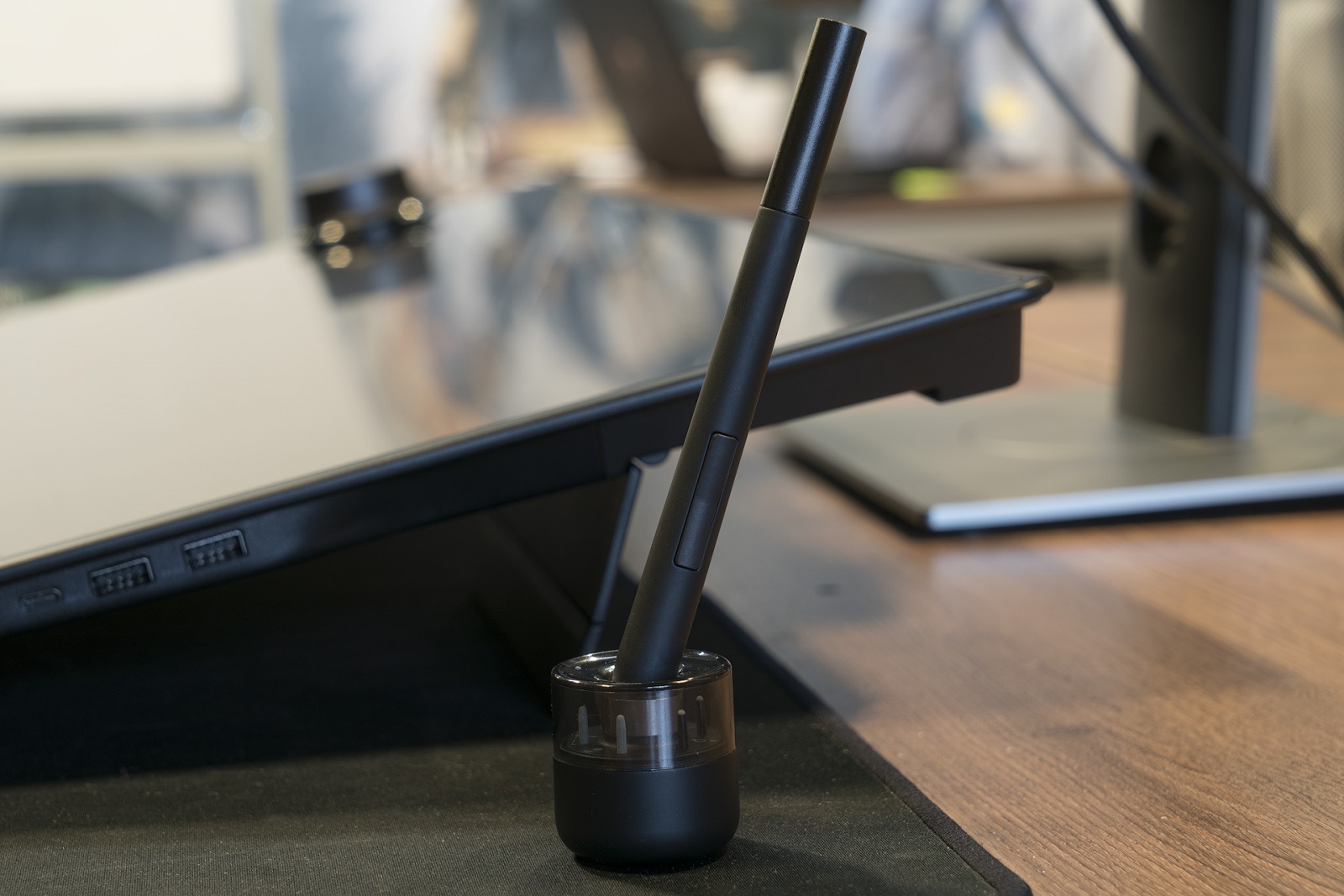 Dell Canvas: интерактивная панель для профессиональной работы с графикой - 8 Dell Canvas: интерактивная панель для профессиональной работы с графикой - 8