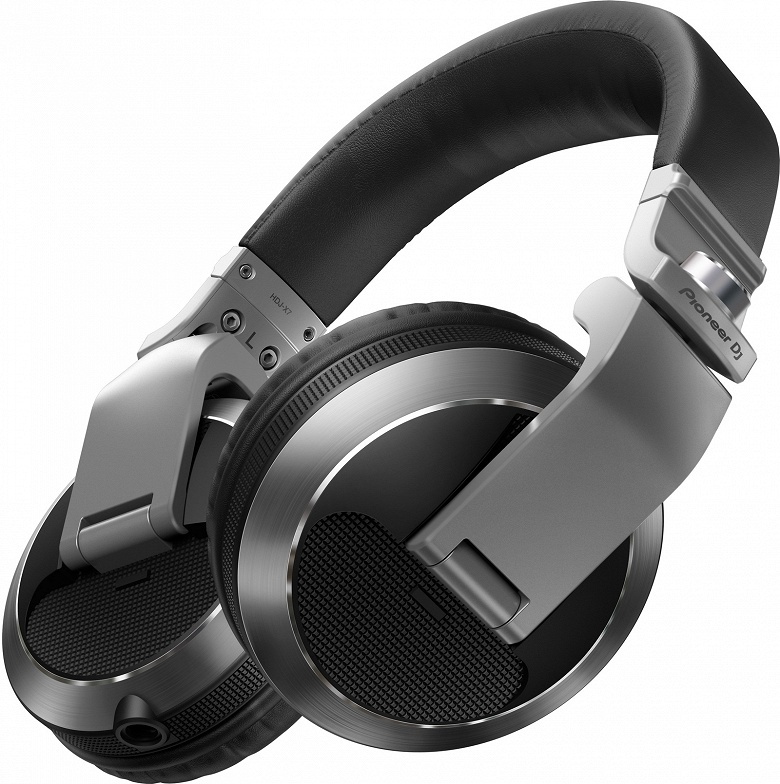 Профессиональные наушники Pioneer DJ HDJ-S7 предложены в двух вариантах