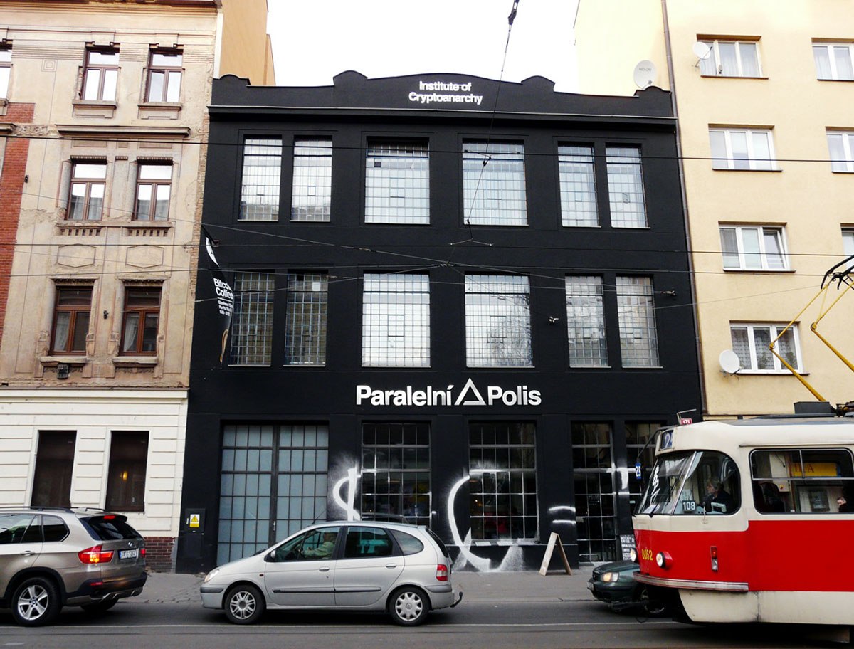 Штаб криптоанархистов и кальян за биткоины: криптовалютный путеводитель по Праге - 4 Штаб криптоанархистов и кальян за биткоины: криптовалютный путеводитель по Праге - 4