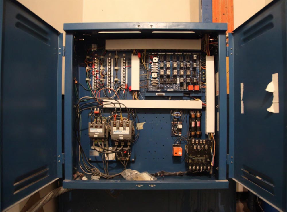 Конференция HOPE X. «Взлом лифта: от подвала до пентхауза». Часть 1. «Лифтовое оборудованиe» - 11 Конференция HOPE X. «Взлом лифта: от подвала до пентхауза». Часть 1. «Лифтовое оборудованиe» - 11