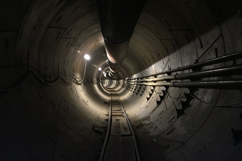 Илон Маск показал первый туннель The Boring Company - 1