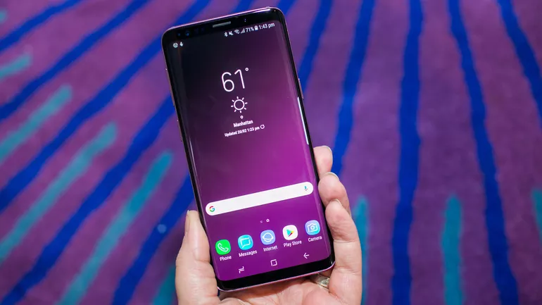 Samsung сообщила первые данные о продажах смартфона Galaxy S9