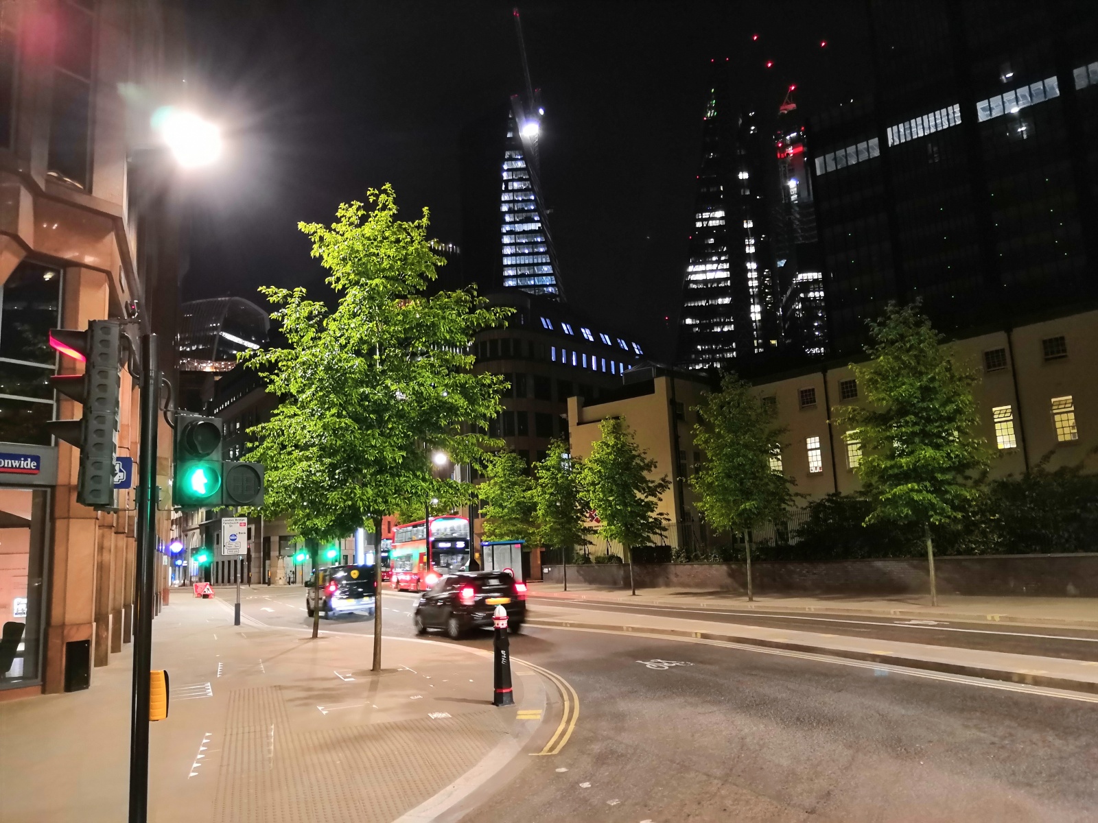 Как фотографирует новый Honor 10. Сравниваем с Huawei P20 и iPhone 7 Plus - 15 Как фотографирует новый Honor 10. Сравниваем с Huawei P20 и iPhone 7 Plus - 15