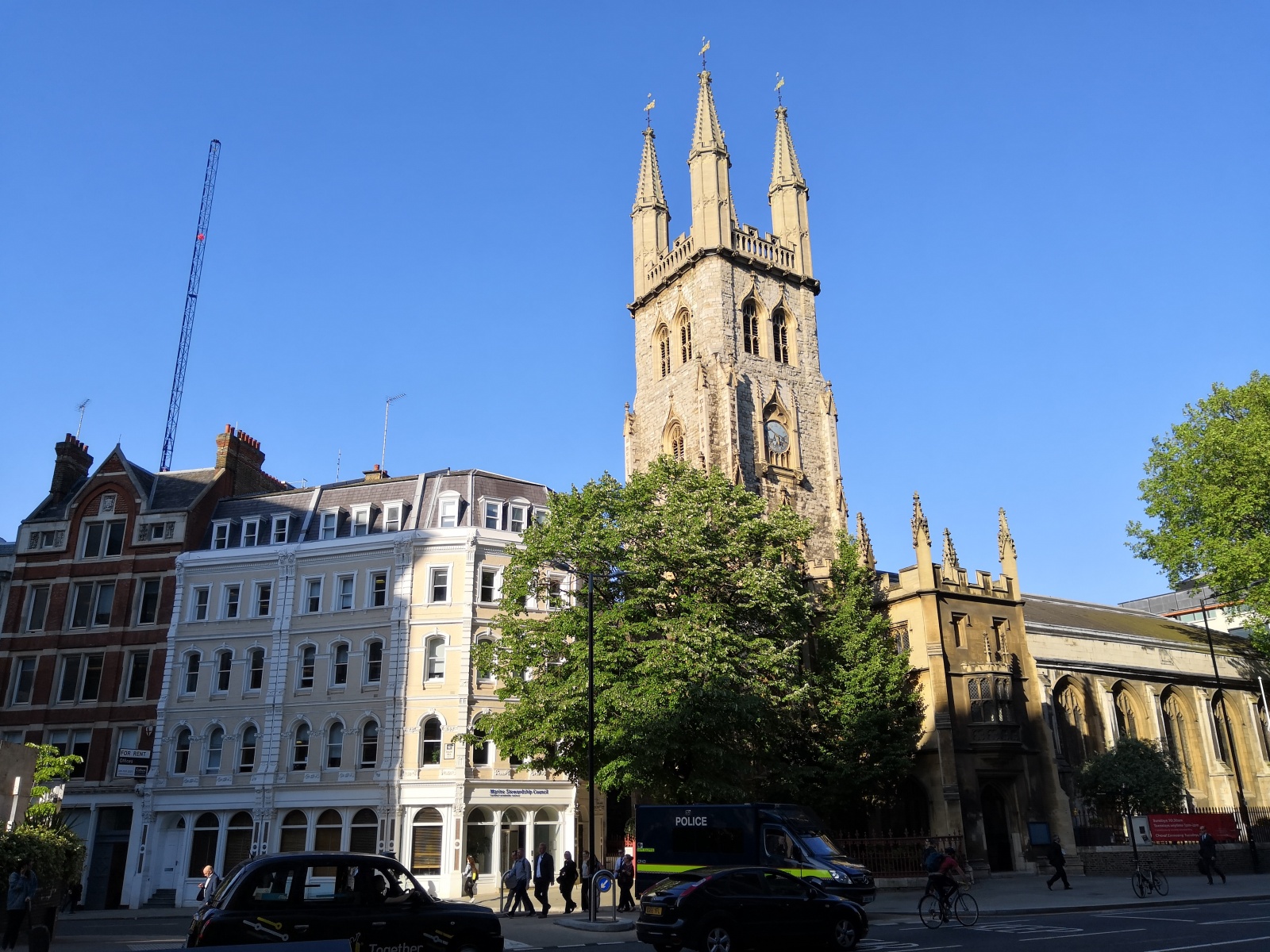 Как фотографирует новый Honor 10. Сравниваем с Huawei P20 и iPhone 7 Plus - 18 Как фотографирует новый Honor 10. Сравниваем с Huawei P20 и iPhone 7 Plus - 18