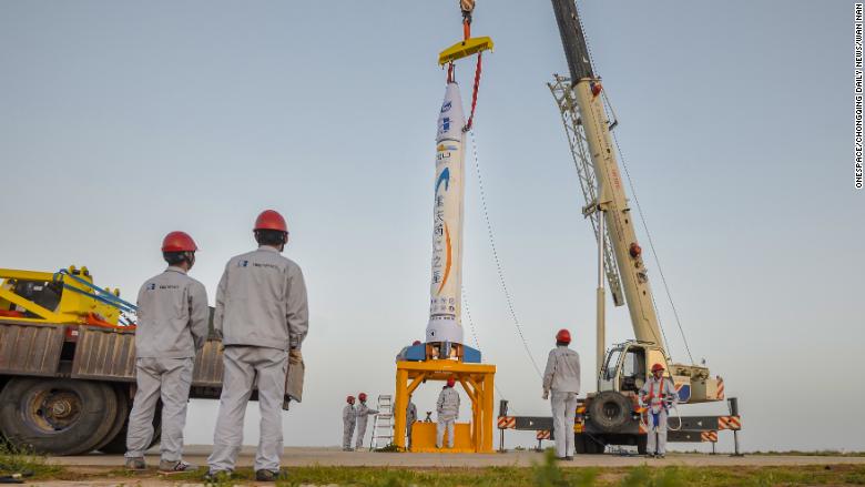 Китайская компания OneSpace запустила первую в КНР частную ракету - 2