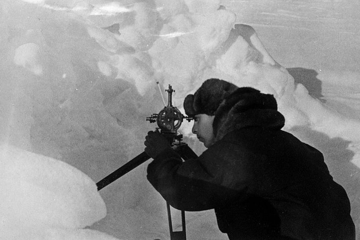Жизнь на льдине: дрейфующая станция «Северный Полюс—1» - 13