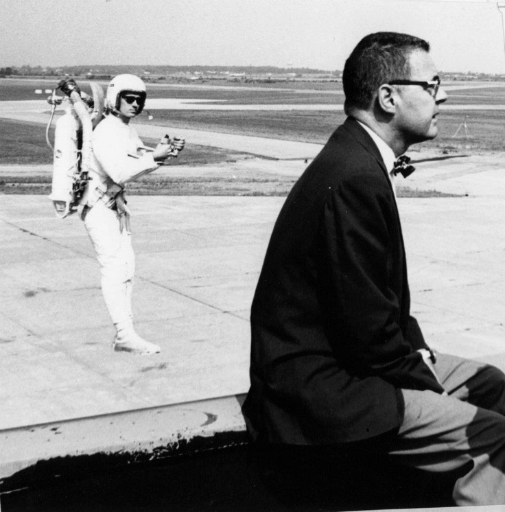 Строим реактивный ранец: 29 мая — день памяти Венделла Мура - 10 image