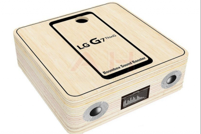 Громкий смартфон LG G7 ThinQ получит аксессуар BoomBox Sound Booster для еще более качественного звучания