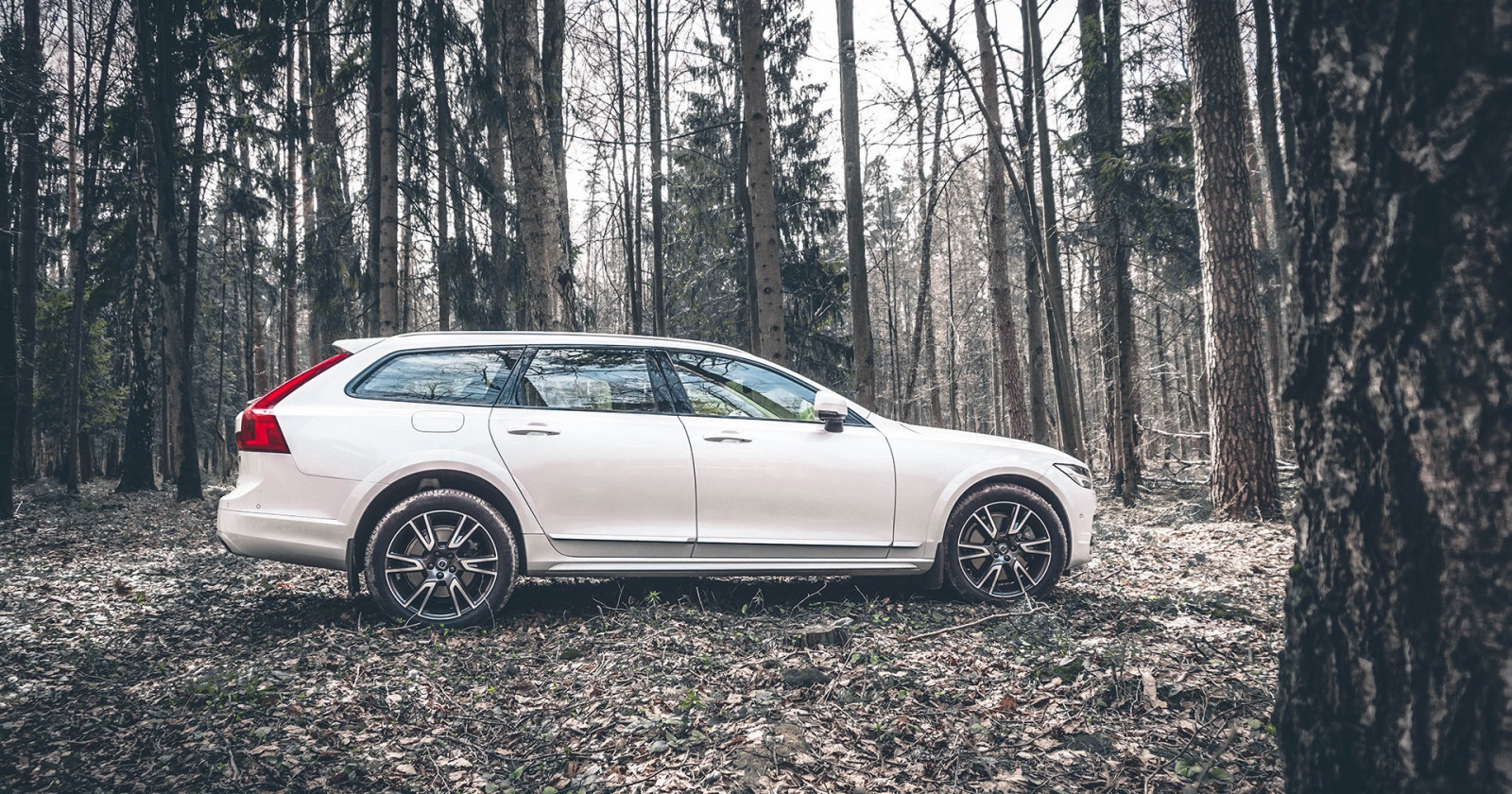 Напрямик: тест Volvo V90 Cross Country