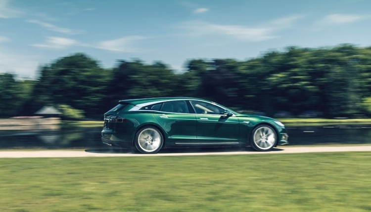 Фото дня: спорт-универсал на базе электрокара Tesla Model S