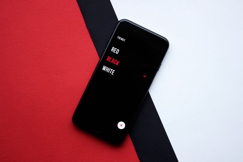 Темный или светлый UI? Советы по выбору цветовой схемы для вашего интерфейса - 8 image