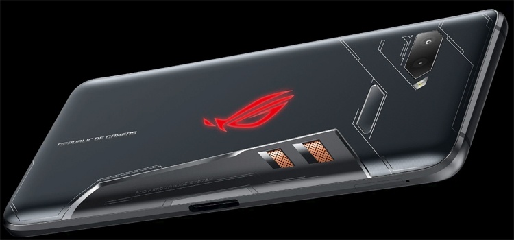 Computex 2018: игровой смартфон ASUS ROG Phone с необычными функциями и аксессуарами