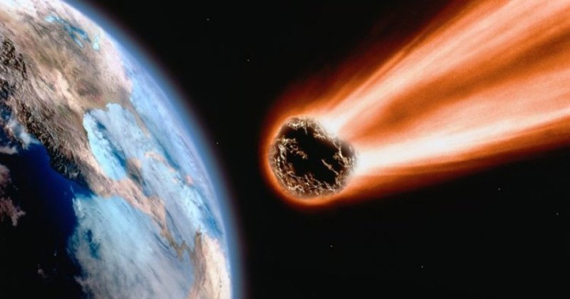 Двухметровый астероид сгорел в небе над Африкой